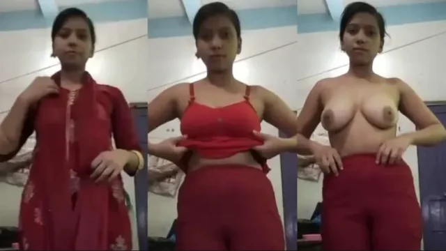 Desi College GF boobs Rubbing Hard Pussy Closeup