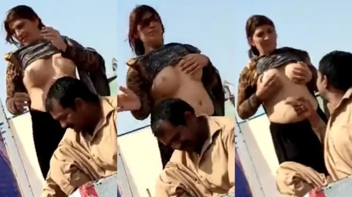 Pakistani Bhabhi Show Boobs In Outdoor Viral